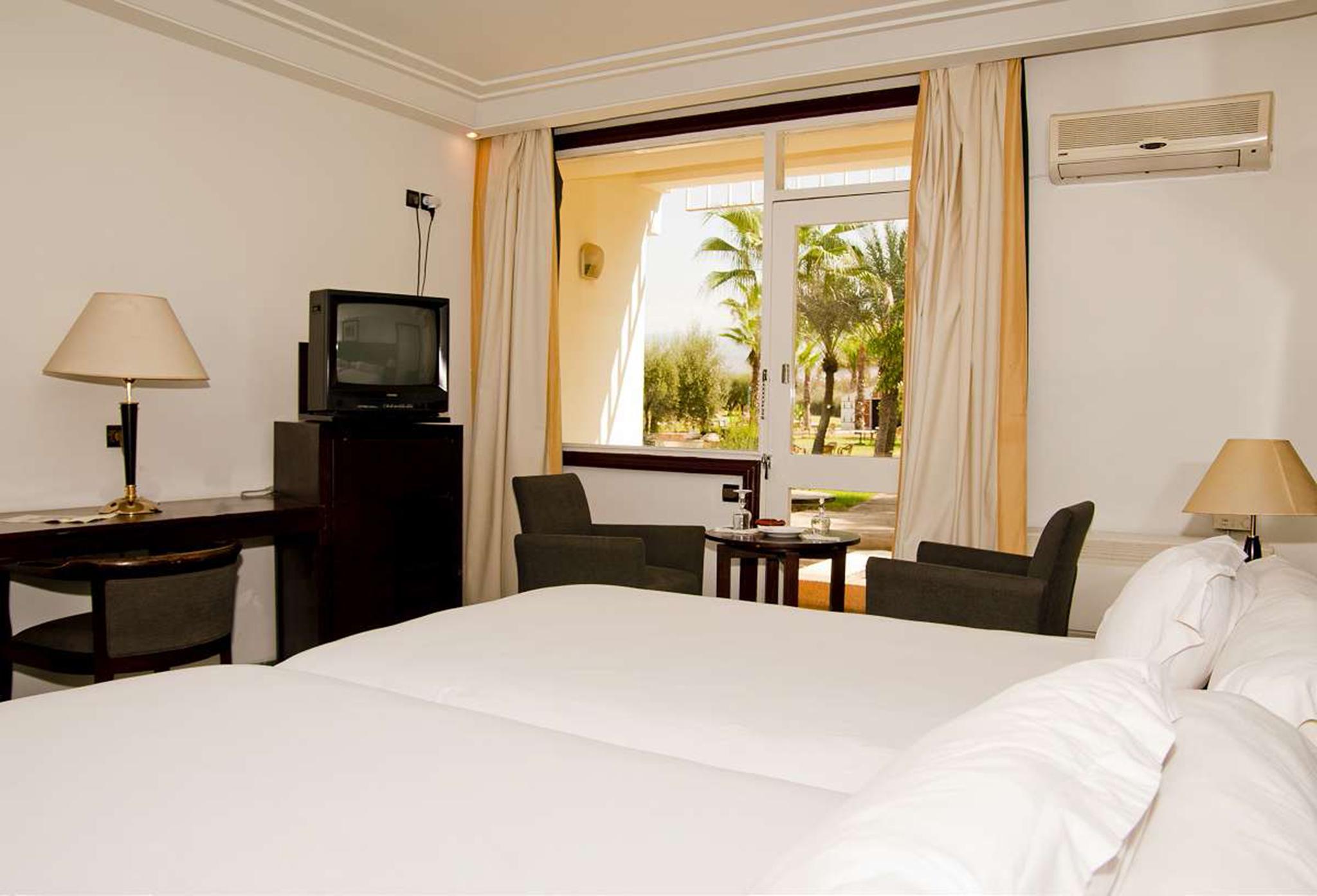 Hotel Ouzoud بني ملال‎ المظهر الخارجي الصورة