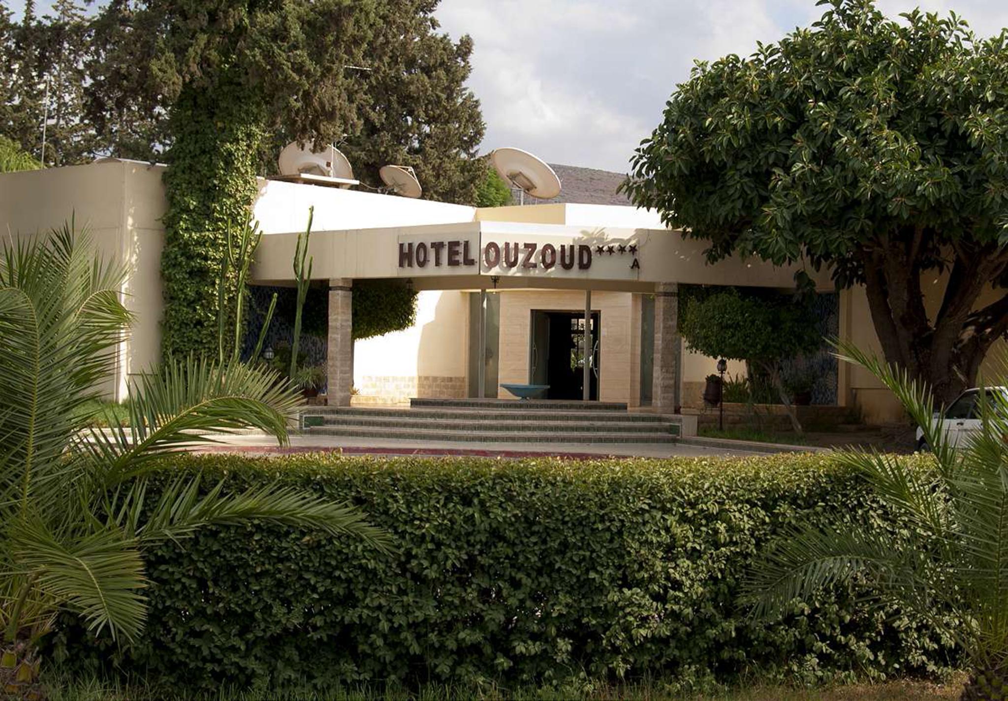 Hotel Ouzoud بني ملال‎ المظهر الخارجي الصورة