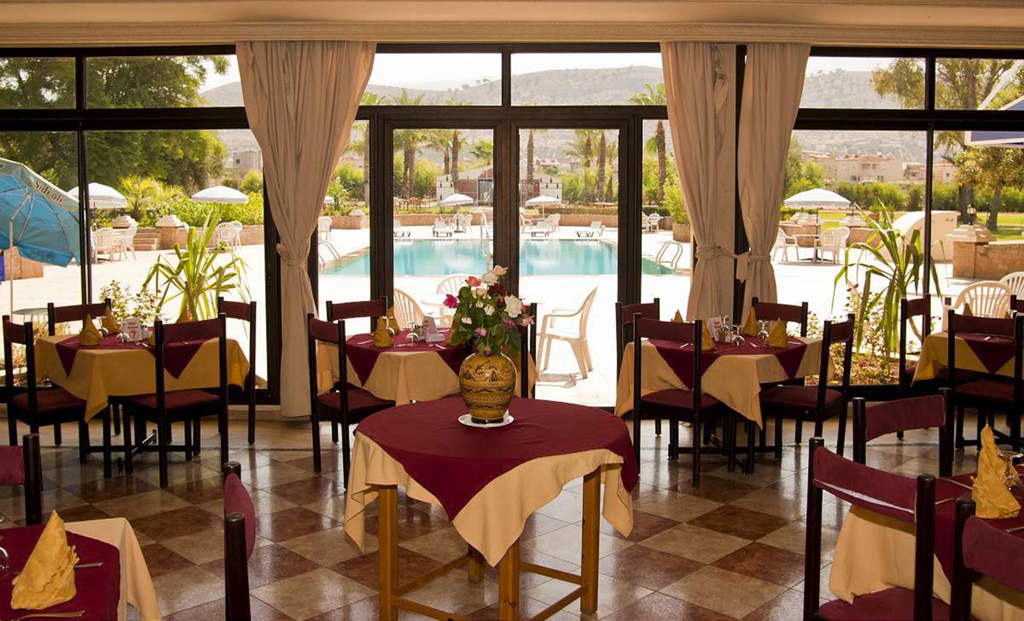 Hotel Ouzoud بني ملال‎ المظهر الخارجي الصورة