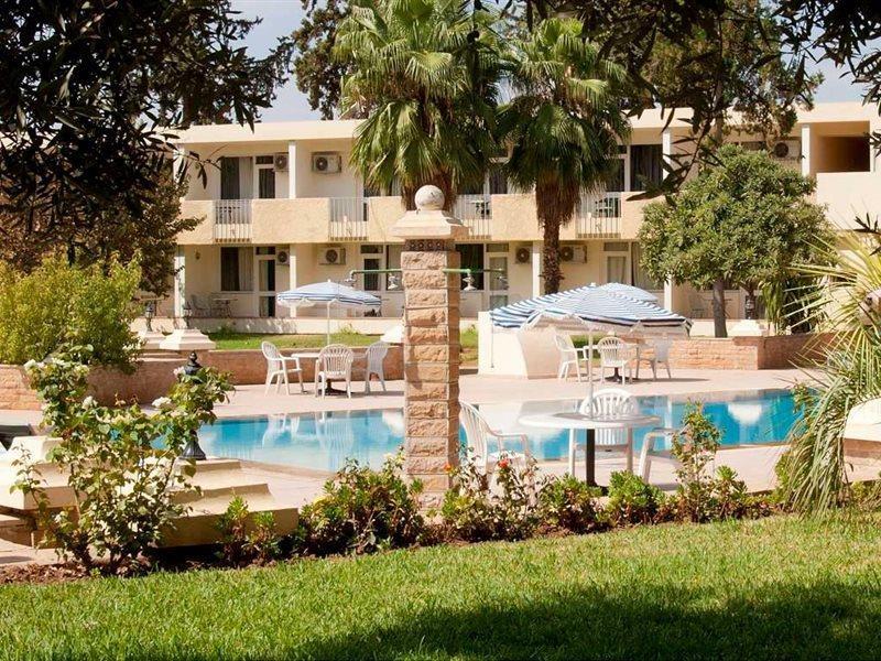 Hotel Ouzoud بني ملال‎ المظهر الخارجي الصورة