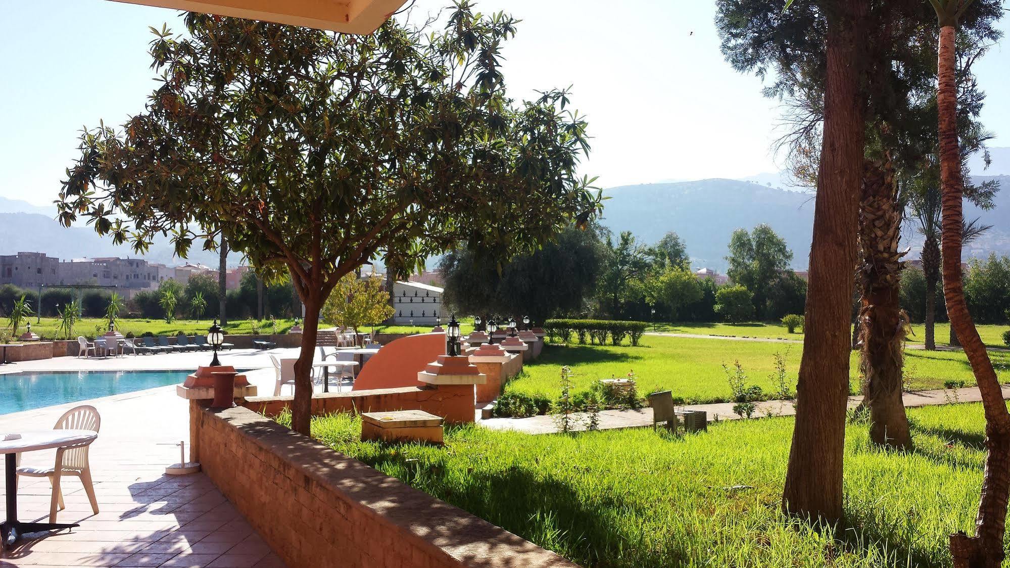 Hotel Ouzoud بني ملال‎ المظهر الخارجي الصورة