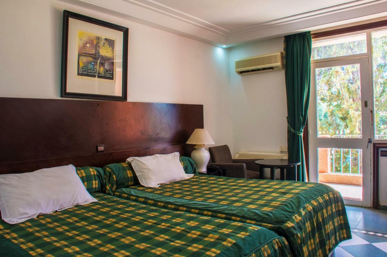 Hotel Ouzoud بني ملال‎ المظهر الخارجي الصورة
